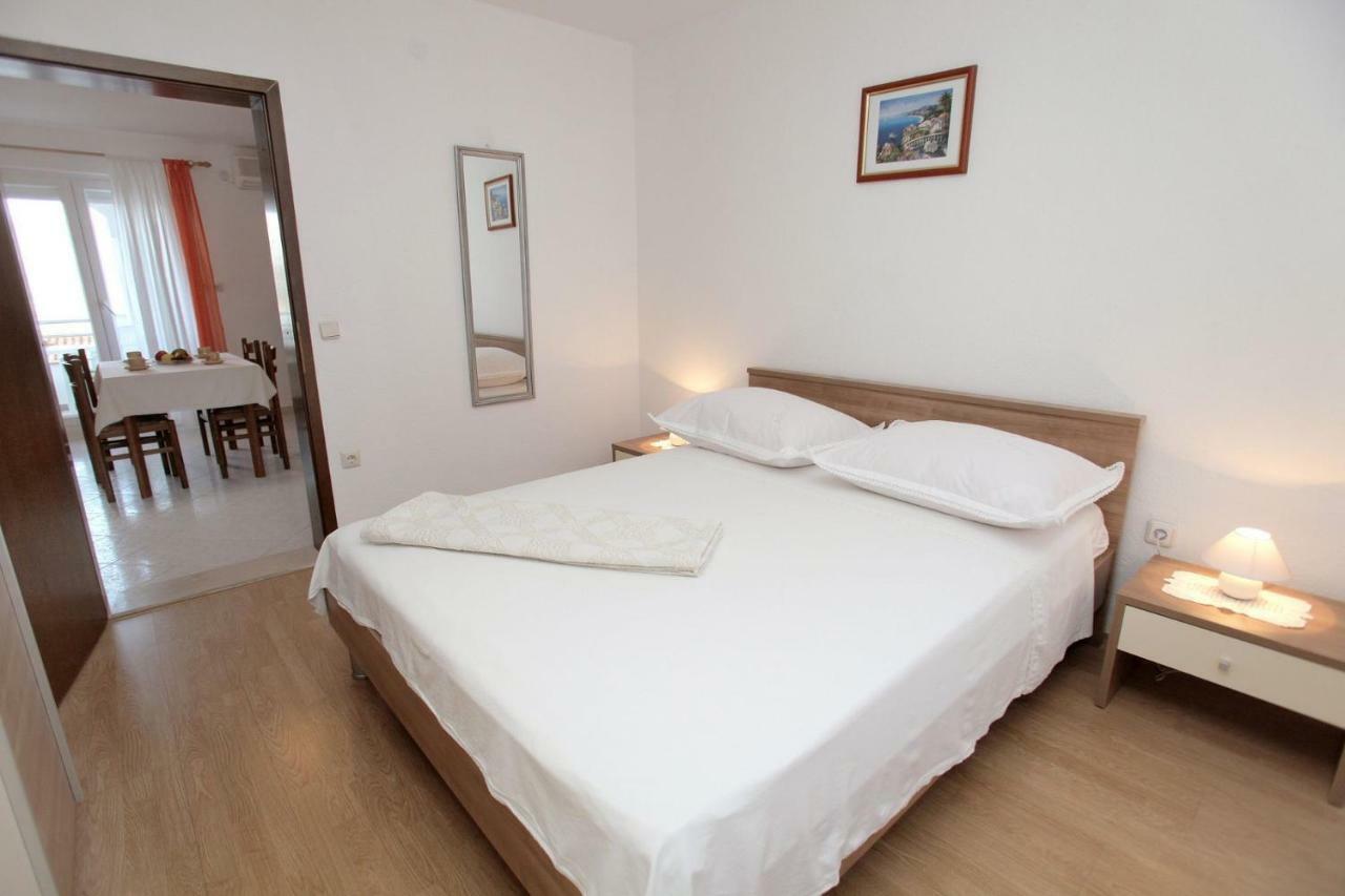 Apartments Maja - Sea View Trogir Extérieur photo
