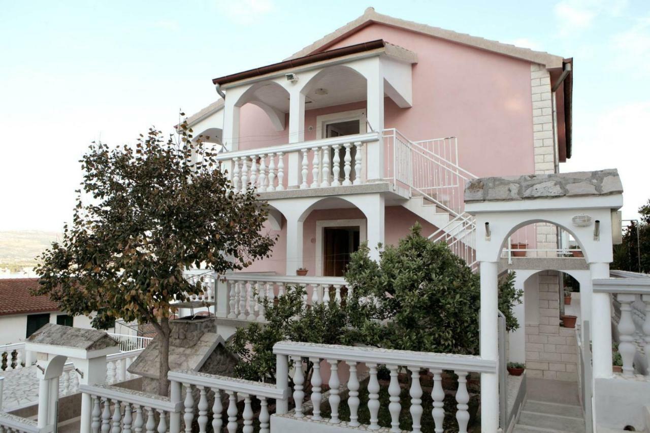 Apartments Maja - Sea View Trogir Extérieur photo